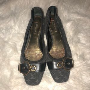 Louis Vuitton flats